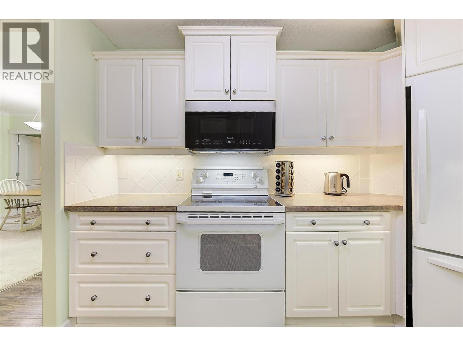 206 307 Whitman Road, Kelowna