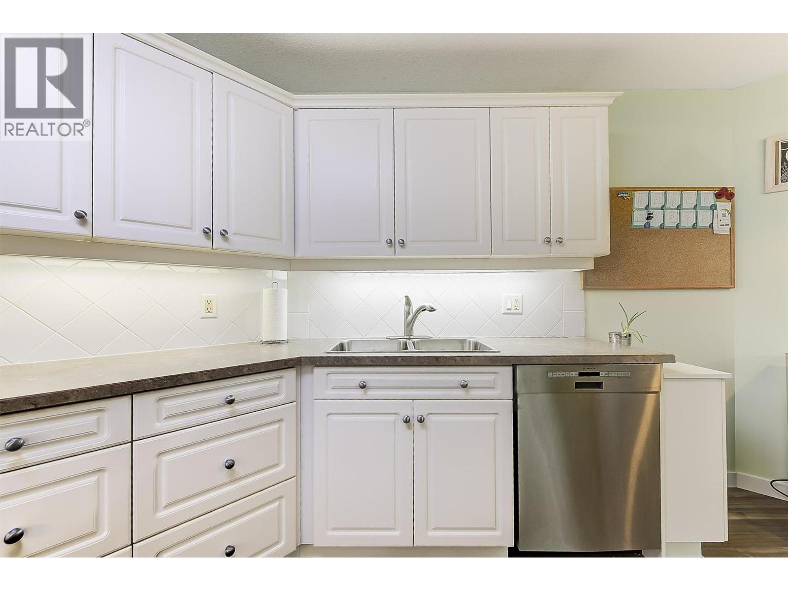 206 307 Whitman Road, Kelowna