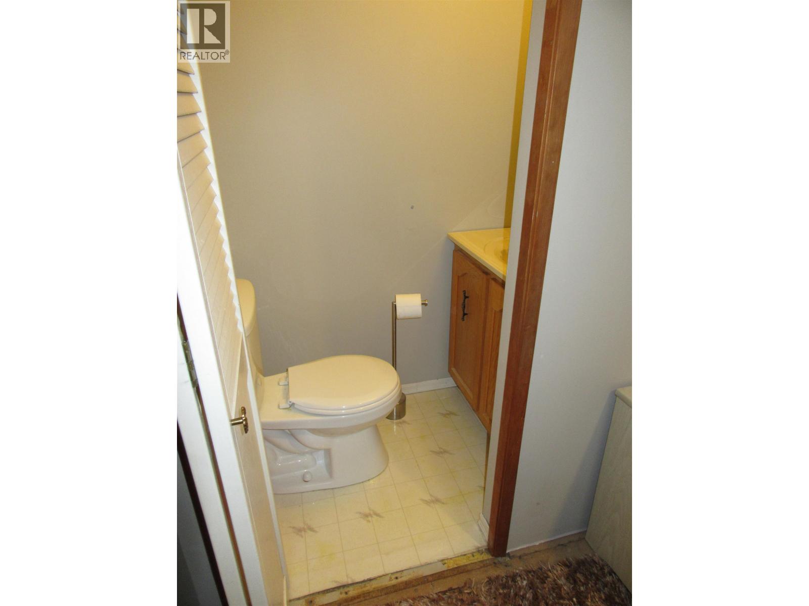 7568 BURGESS ROAD - 21