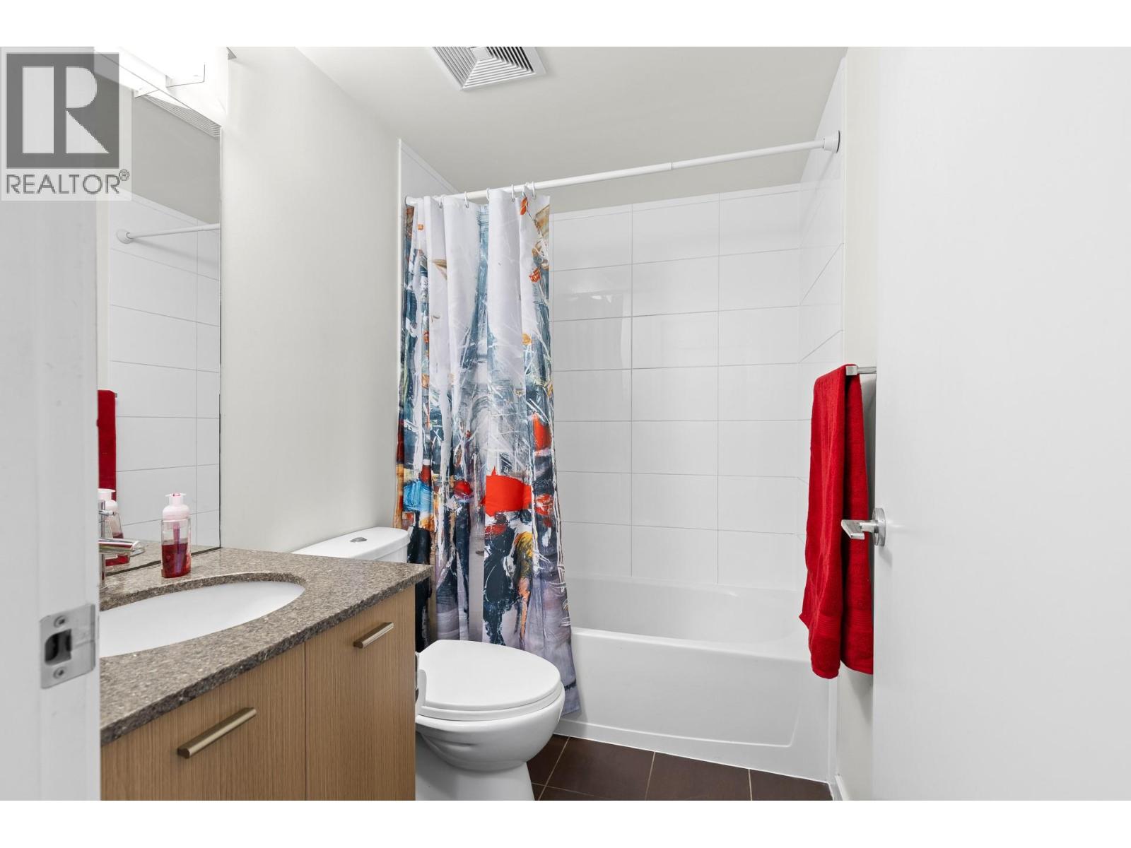 #316 1550 DICKSON AVENUE - 7