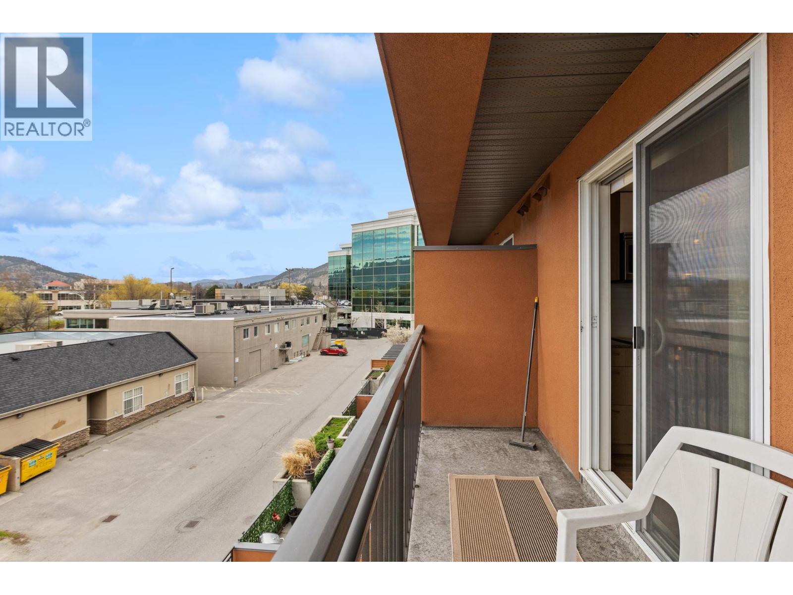 #316 1550 DICKSON AVENUE - 11