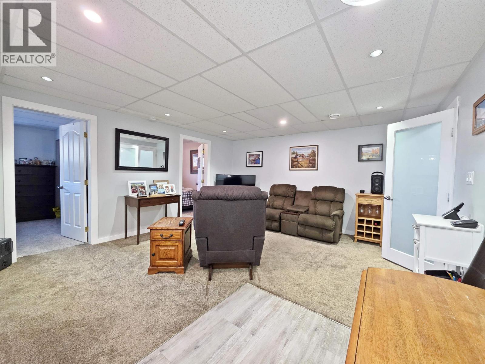 2312 WEST FRASER ROAD - 26