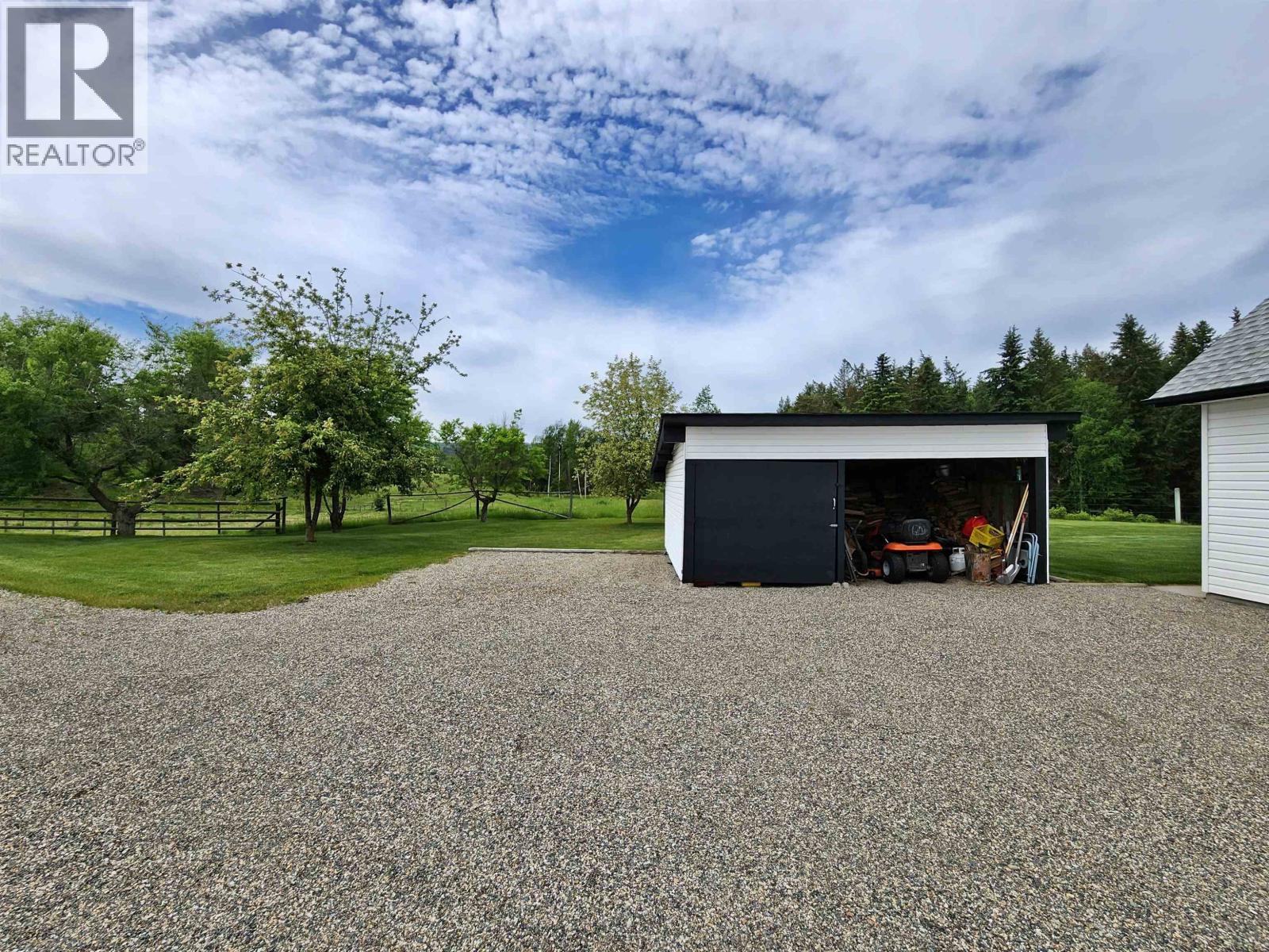 2312 WEST FRASER ROAD - 35