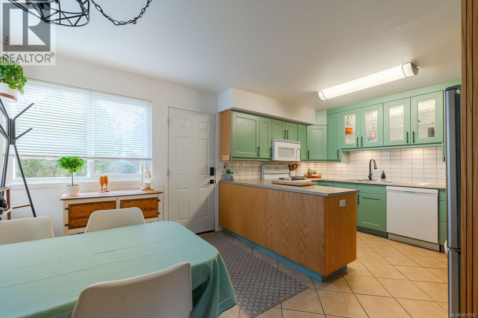 1610 Fuller St, Nanaimo