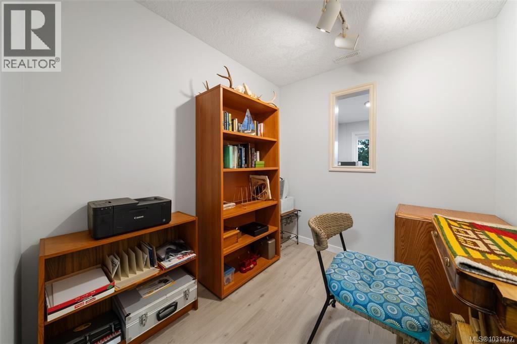 6092 Chippewa Rd - 35