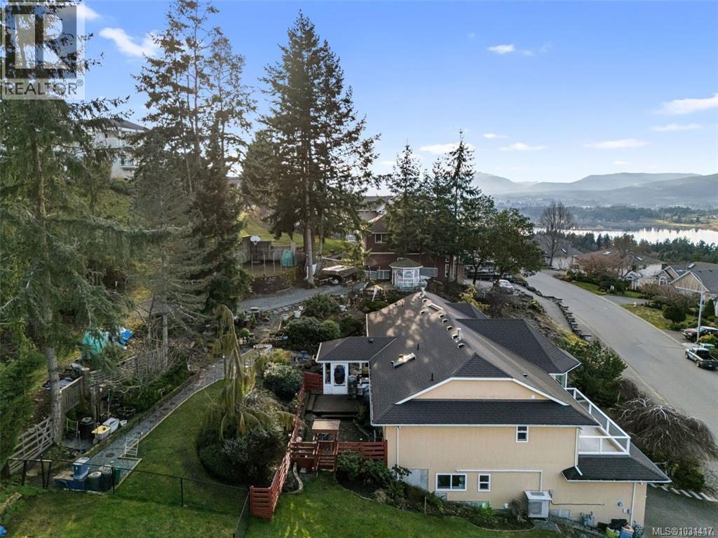 6092 Chippewa Rd - 43