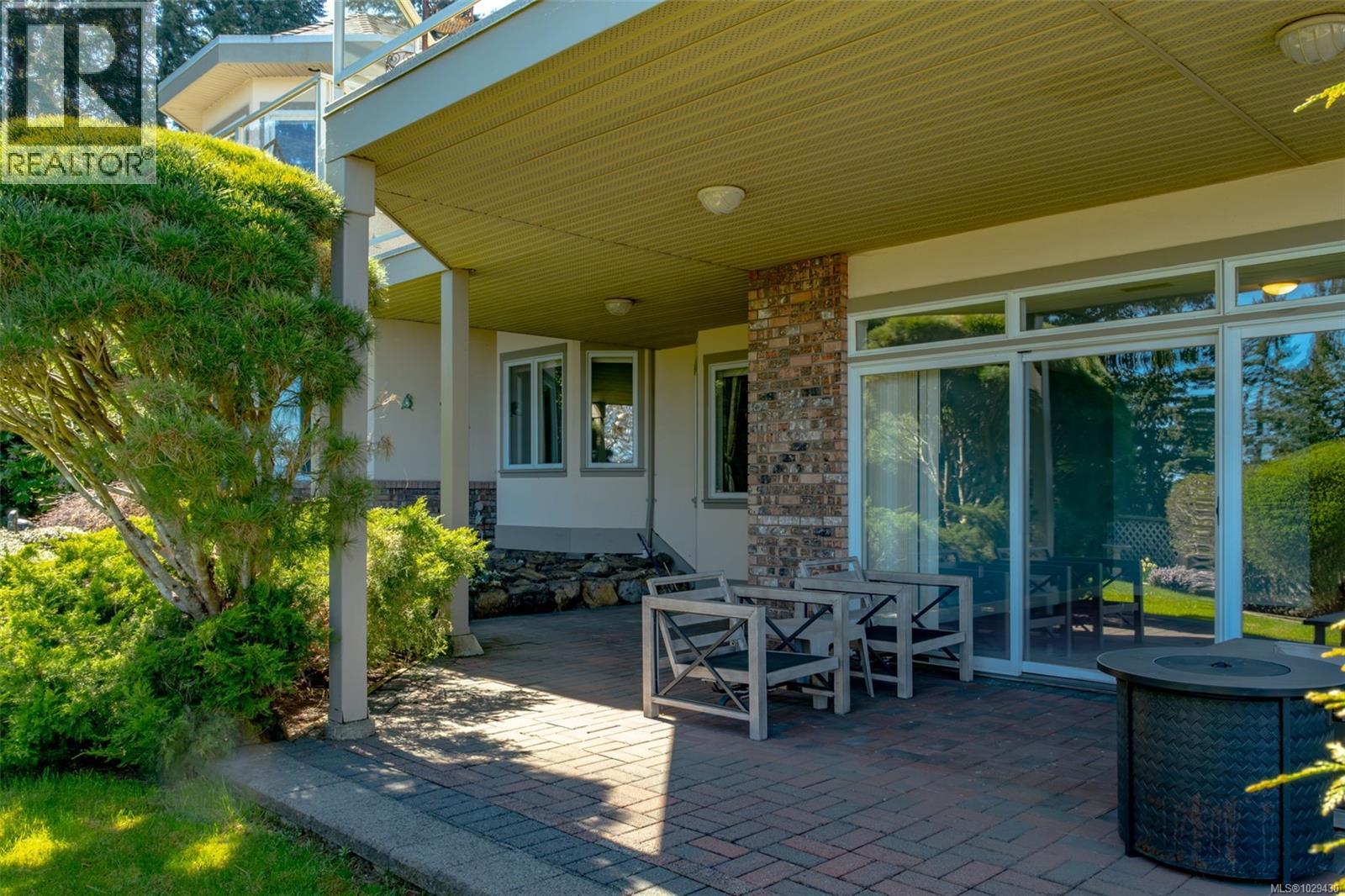 2685 SEA BLUSH DR - 61