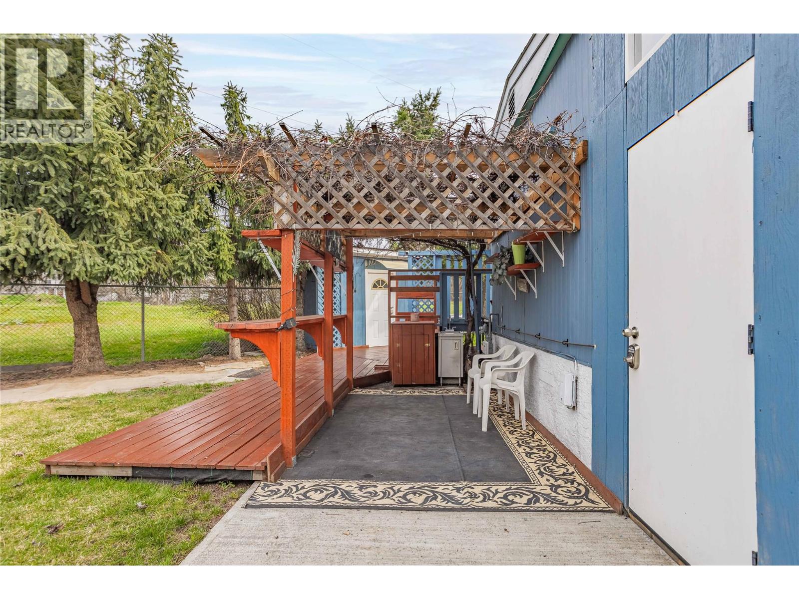 111 1133 Findlay Road, Kelowna