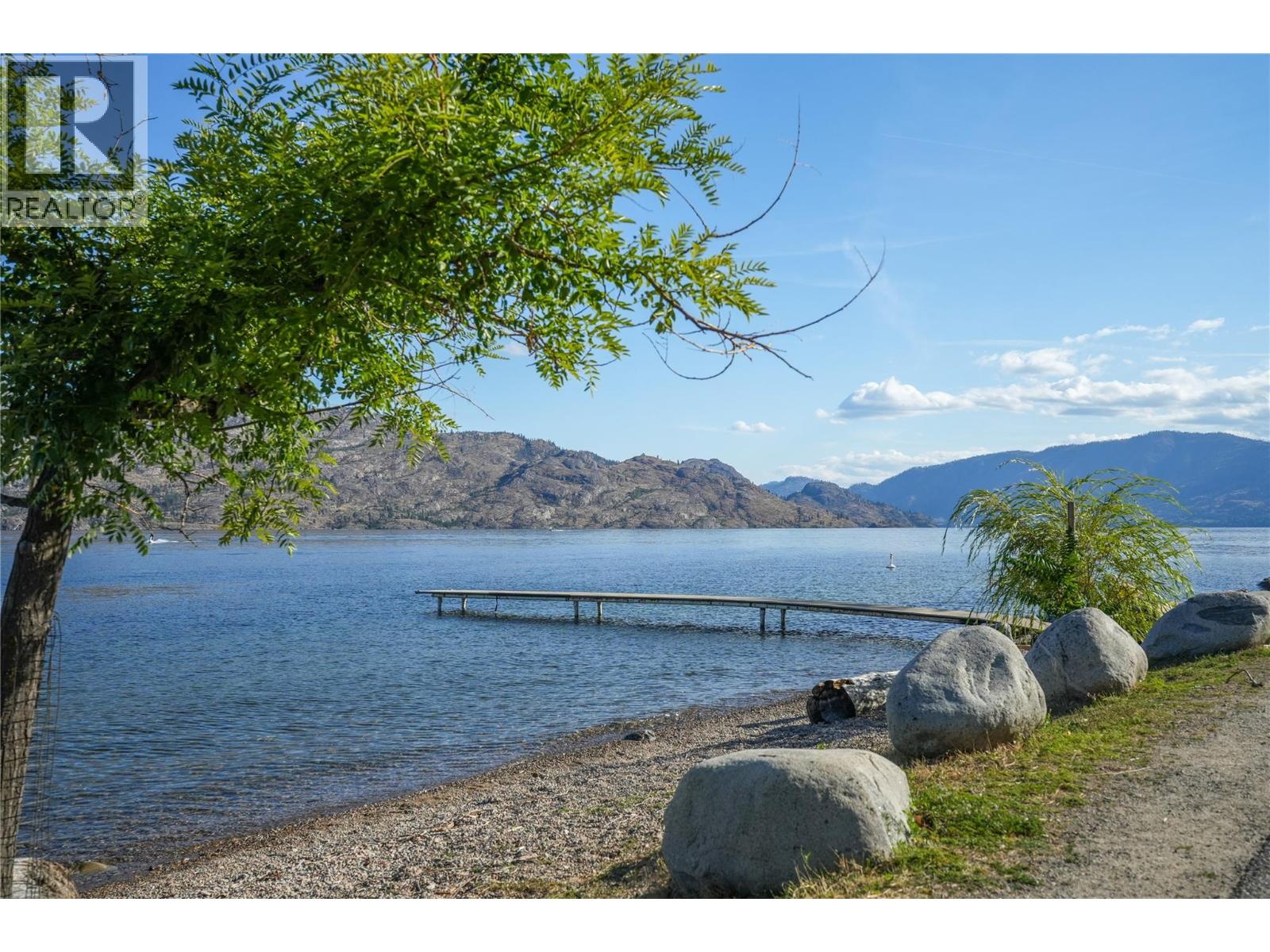 3960 Beach Avenue, Peachland
