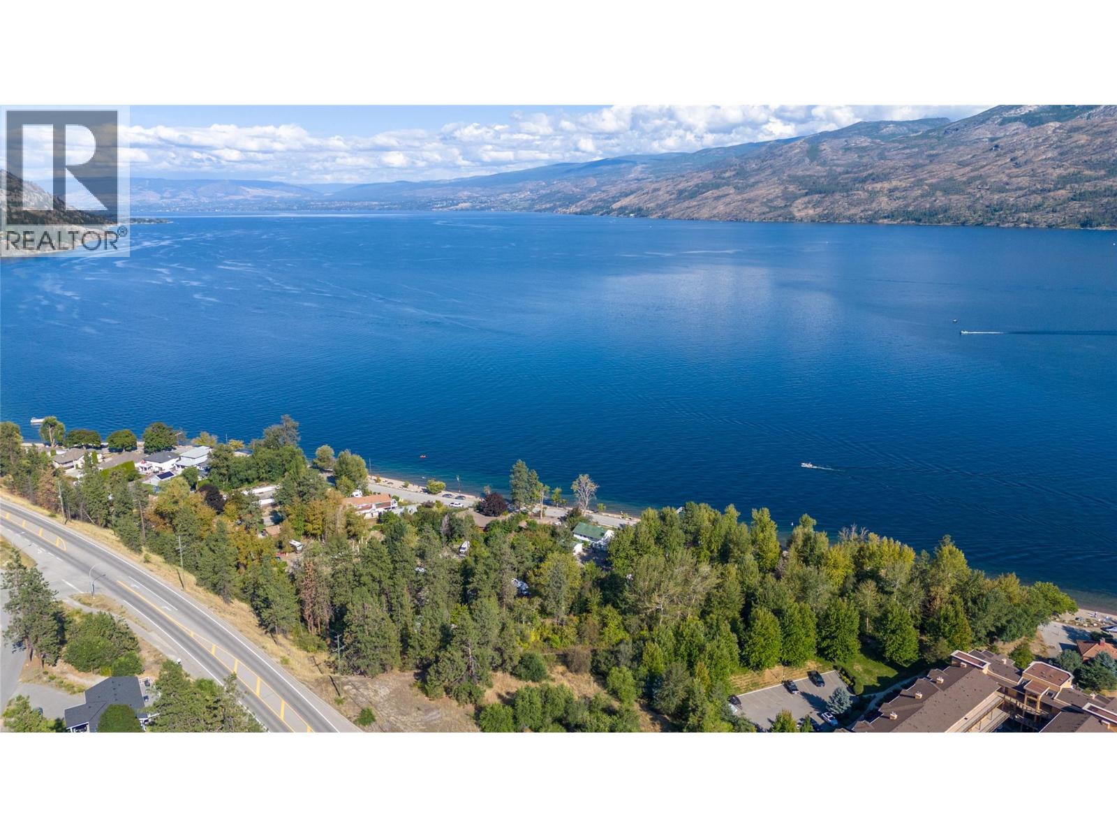 3960 Beach Avenue, Peachland