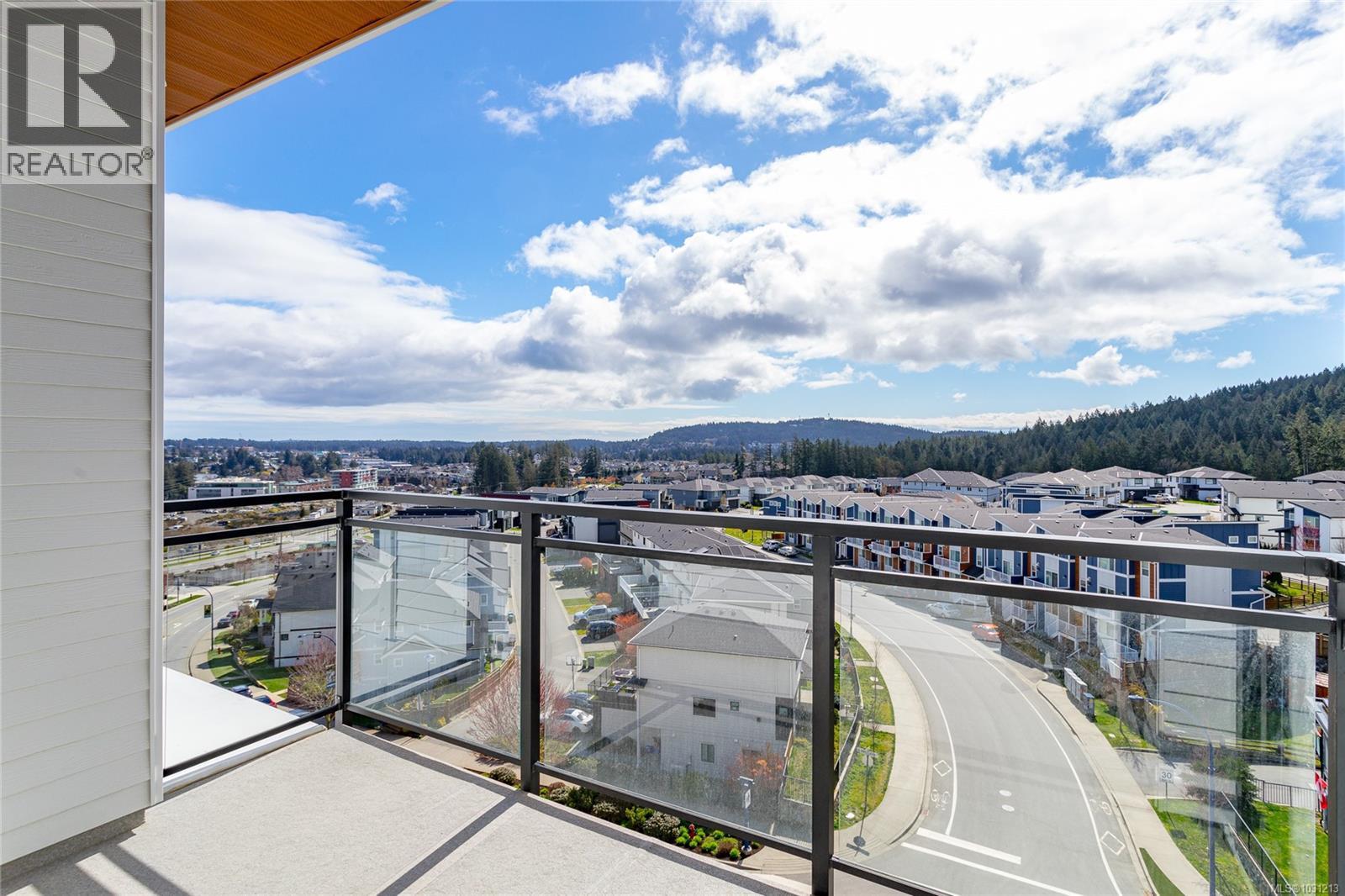 #510 1110 SAMAR CRES - 12