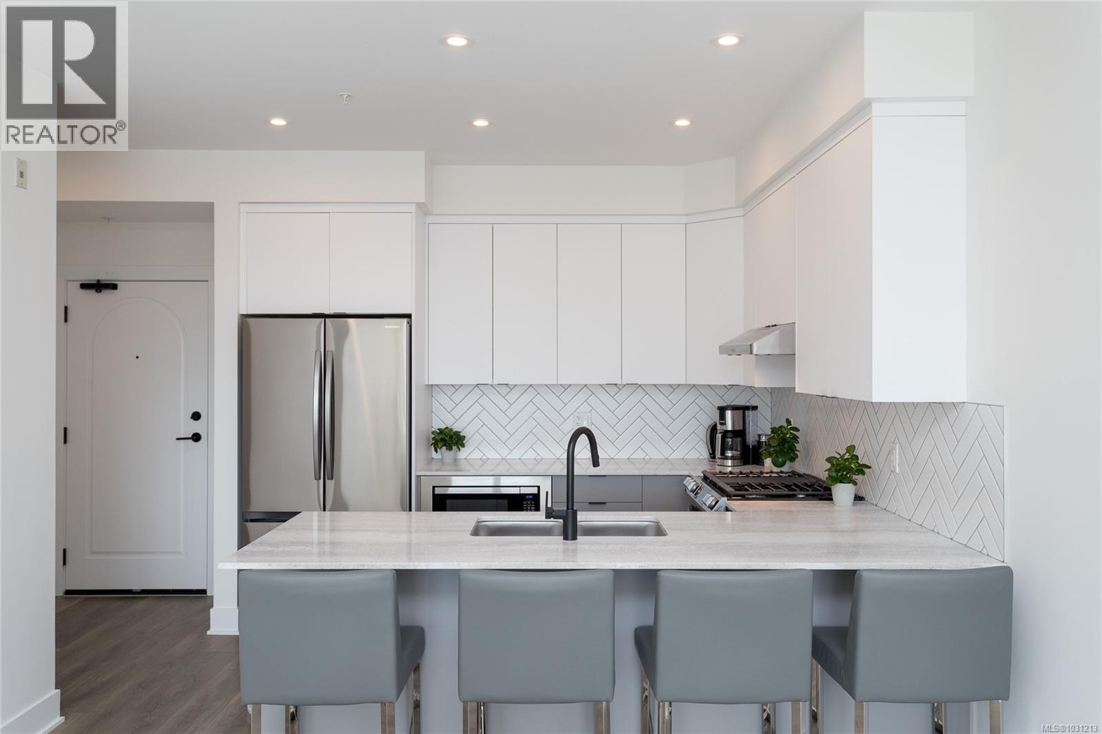 #510 1110 SAMAR CRES - 6