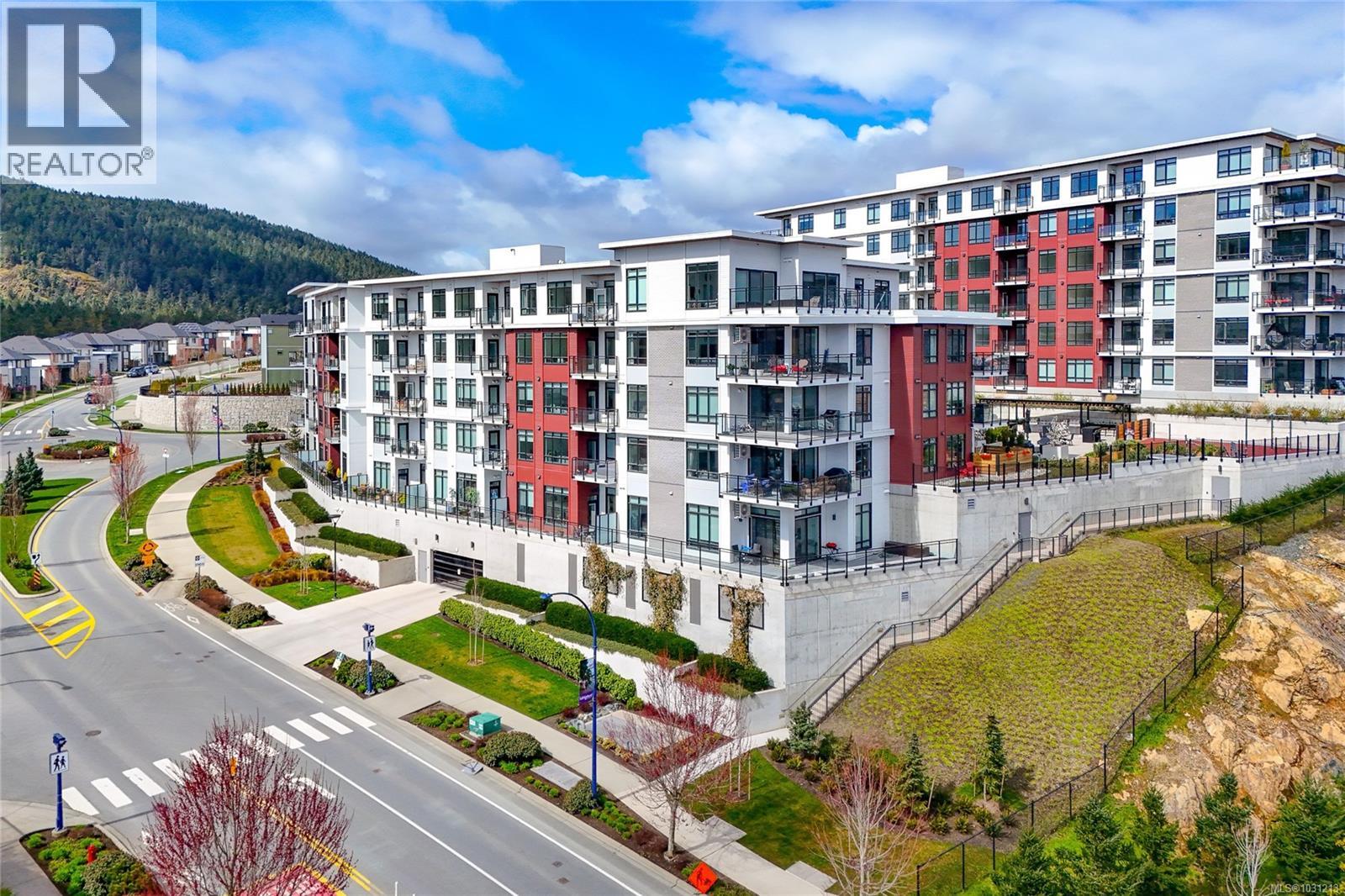 #510 1110 SAMAR CRES - 38