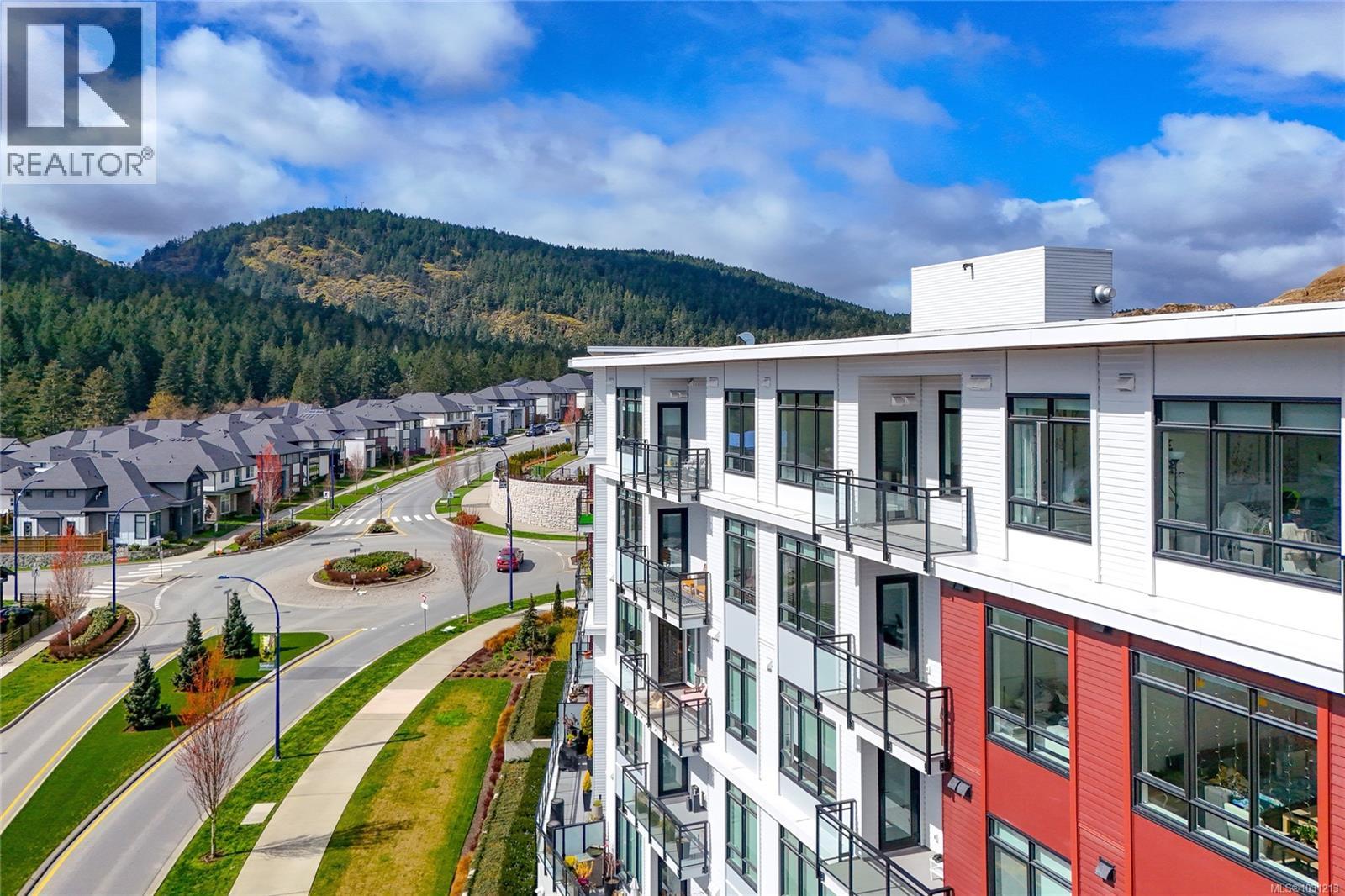 #510 1110 SAMAR CRES - 35