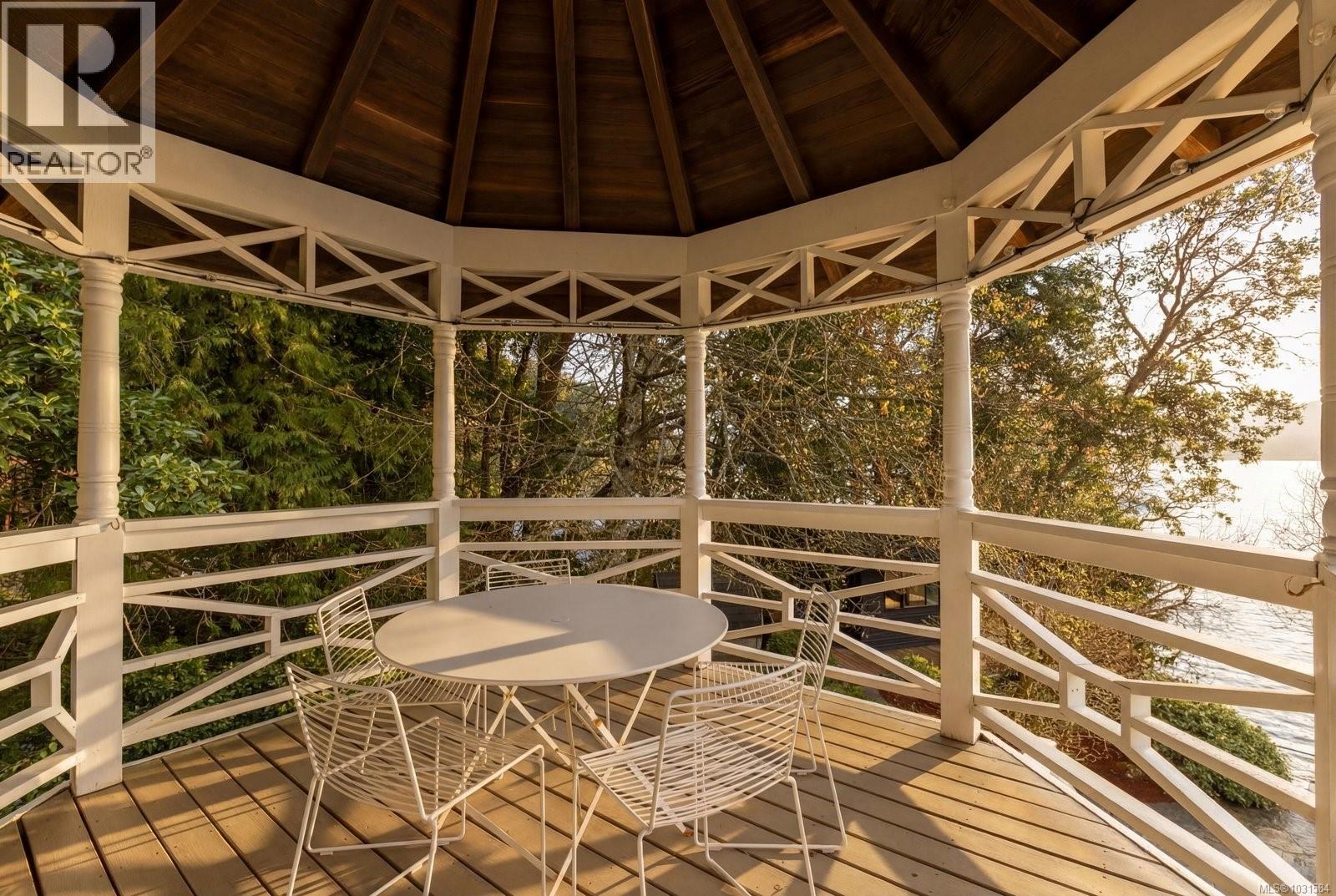 643 SENANUS DR - Image 3