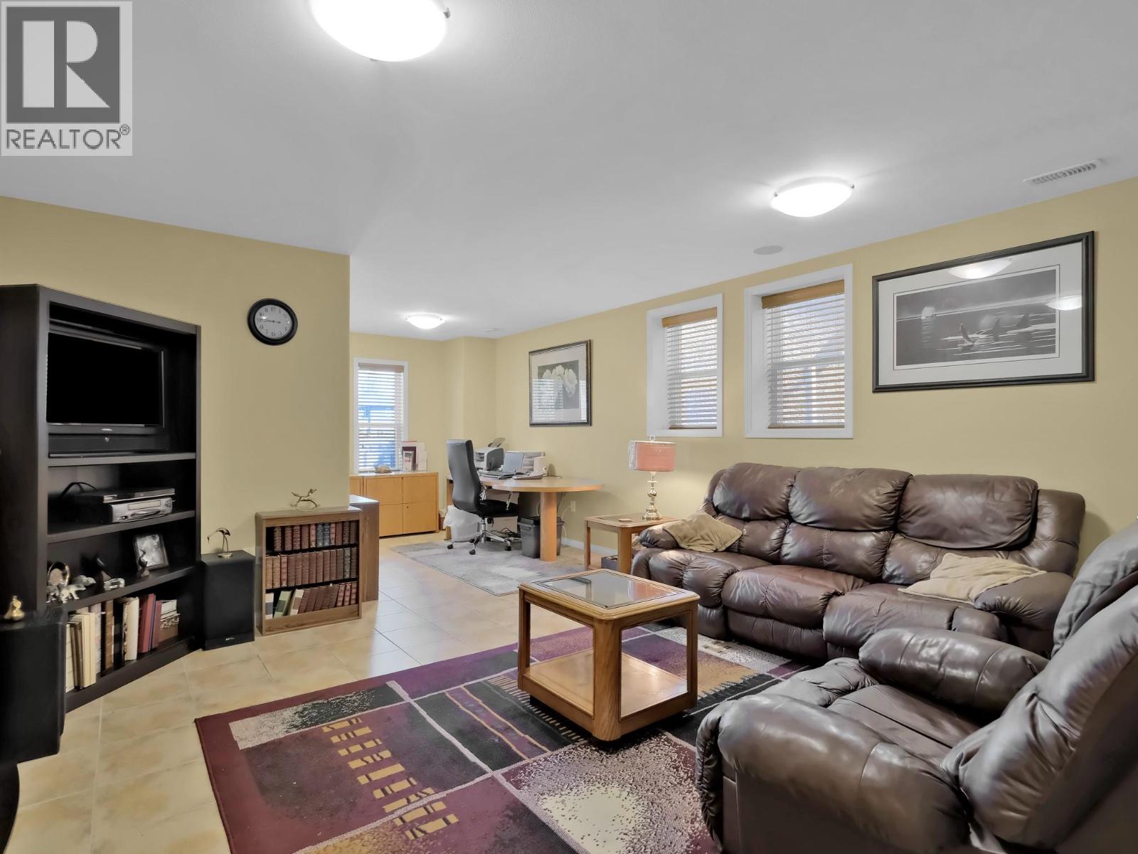 695 Pineview Road Unit# 102, Penticton