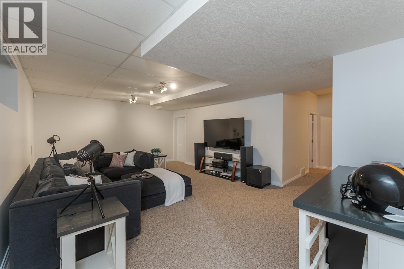 9367 SUMMERSET PLACE - 23