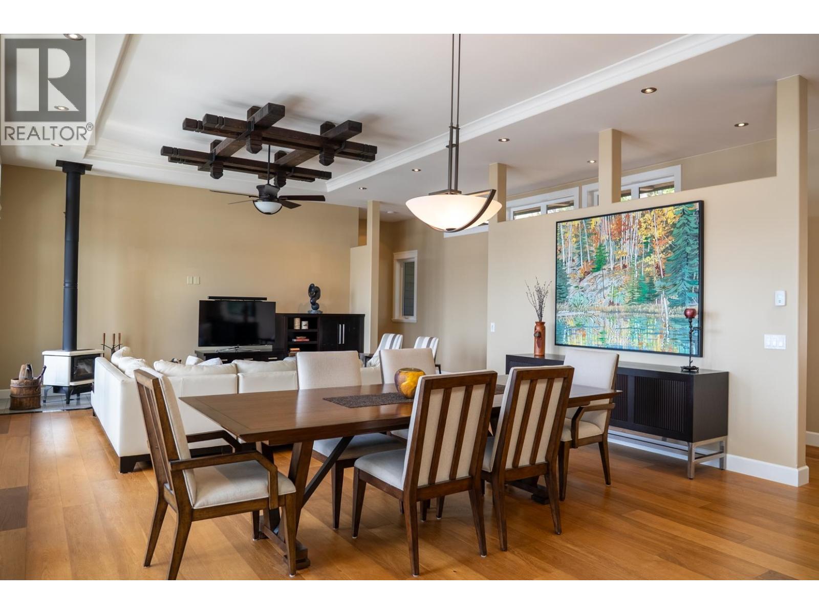 1369 MACKINNON ROAD, Pender Island