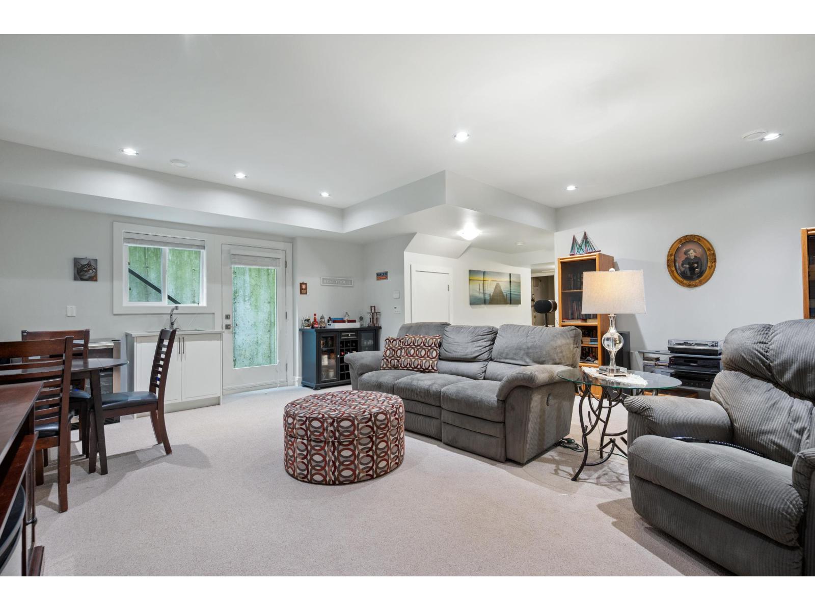 2158 165A STREET, White Rock