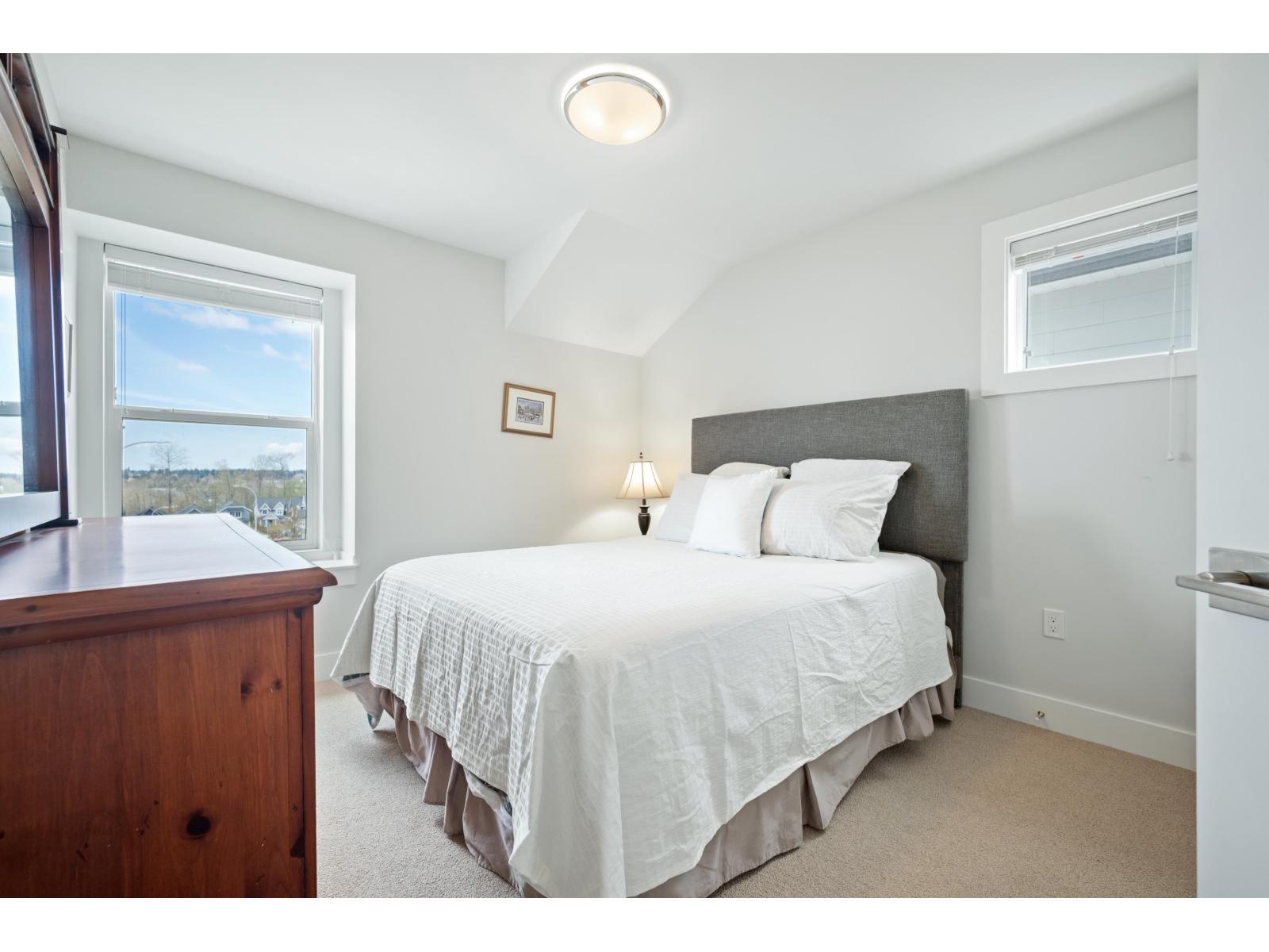 2158 165A STREET, White Rock