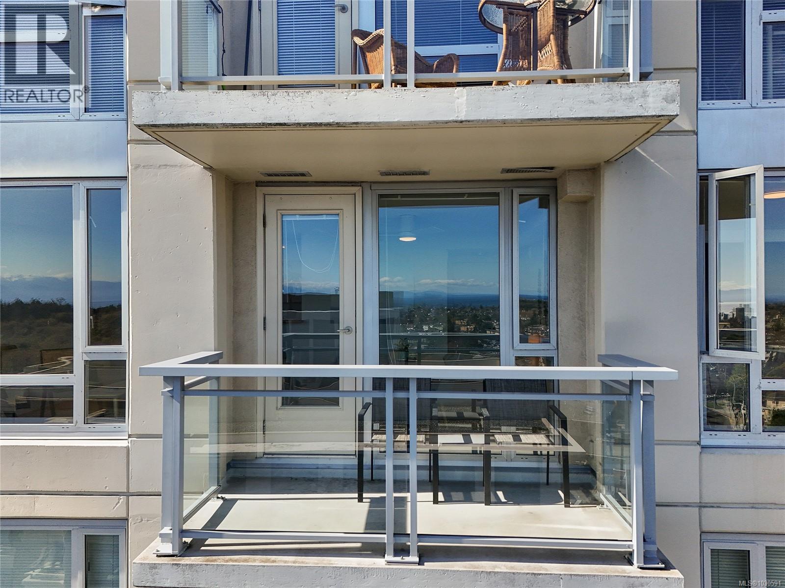 1903 751 Fairfield Rd, Victoria