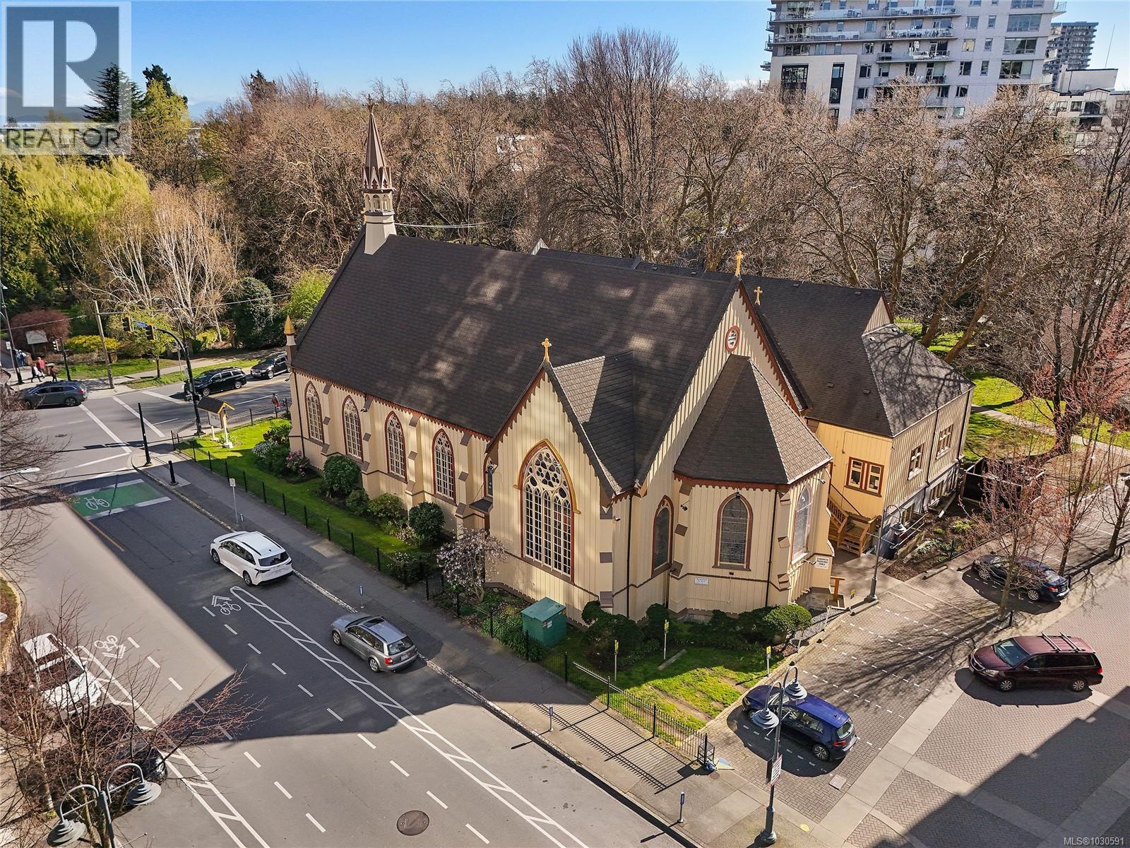 1903 751 Fairfield Rd, Victoria