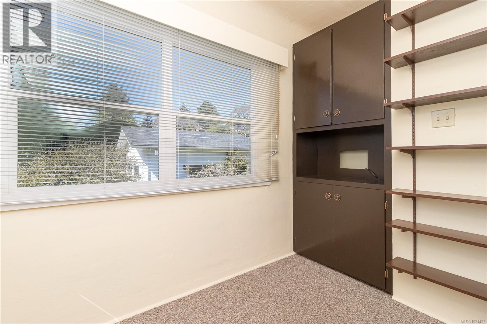  1030 Falkland Road, Oak Bay