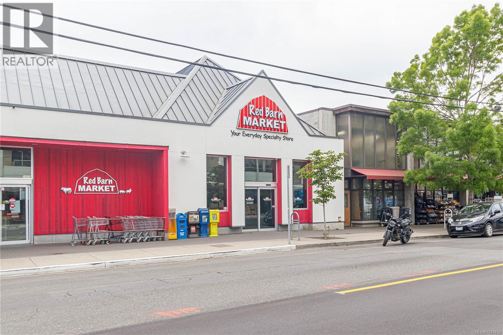  1030 Falkland Road, Oak Bay