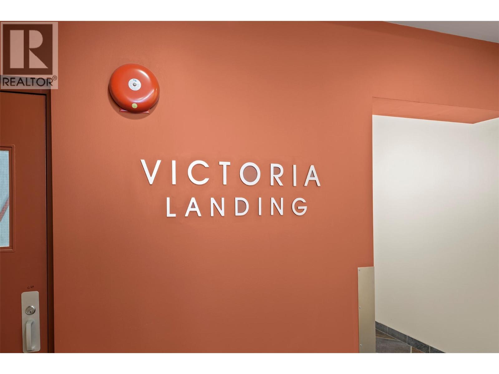 #702 619 VICTORIA STREET - 5