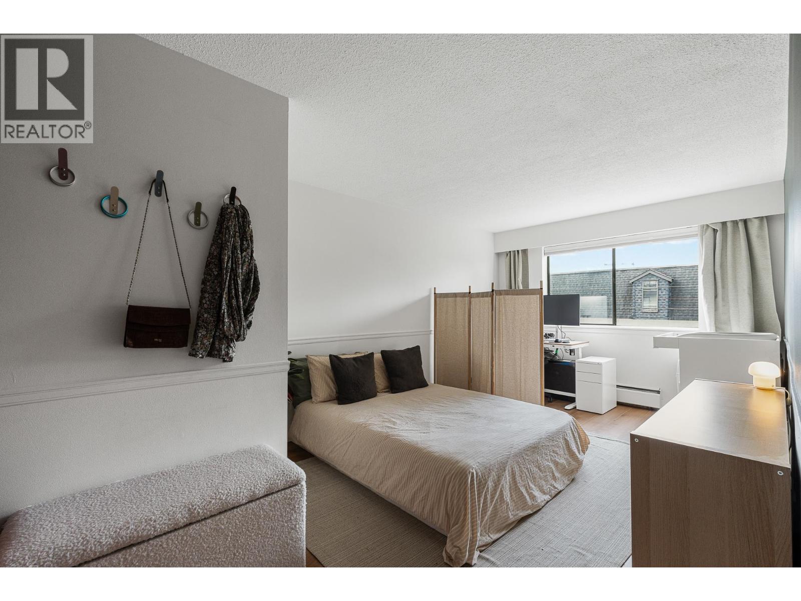 105 175 E 5TH STREET, North Vancouver