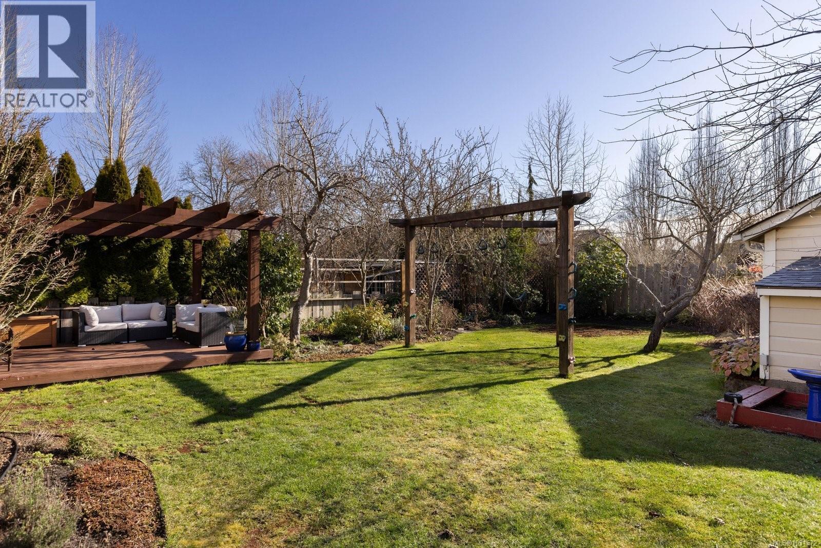 2231 Windsor Rd, Oak Bay