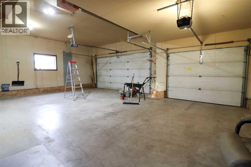 
          2288 7 Avenue Northeast
            <br/>
            <span>Medicine Hat</span>
            , 
            <span>AB</span>
             <span>T1C1K5</span>
         - Photo 42