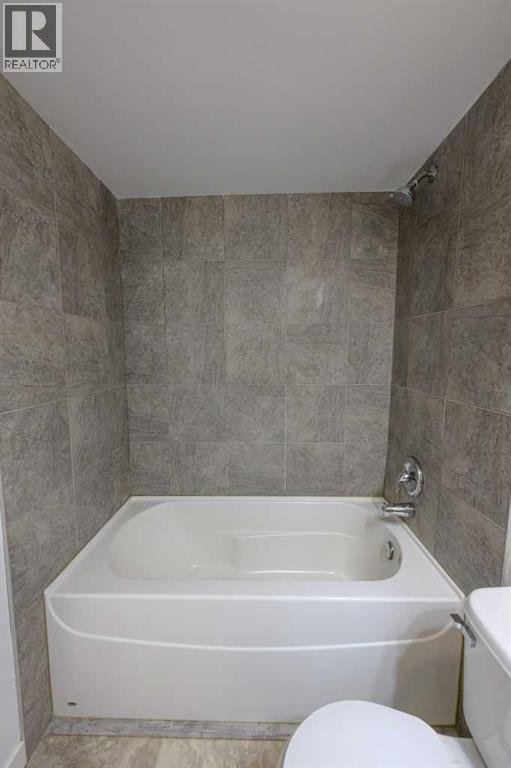 #110 9700 92 AVENUE - 7