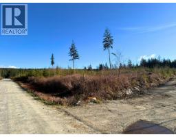 Block C Lockyer Road, Roberts Creek, BC V0N2W1 Photo 9