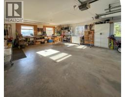 Dining room - 8137 Sinkut Lake Road, Vanderhoof, BC V0J3A1 Photo 11