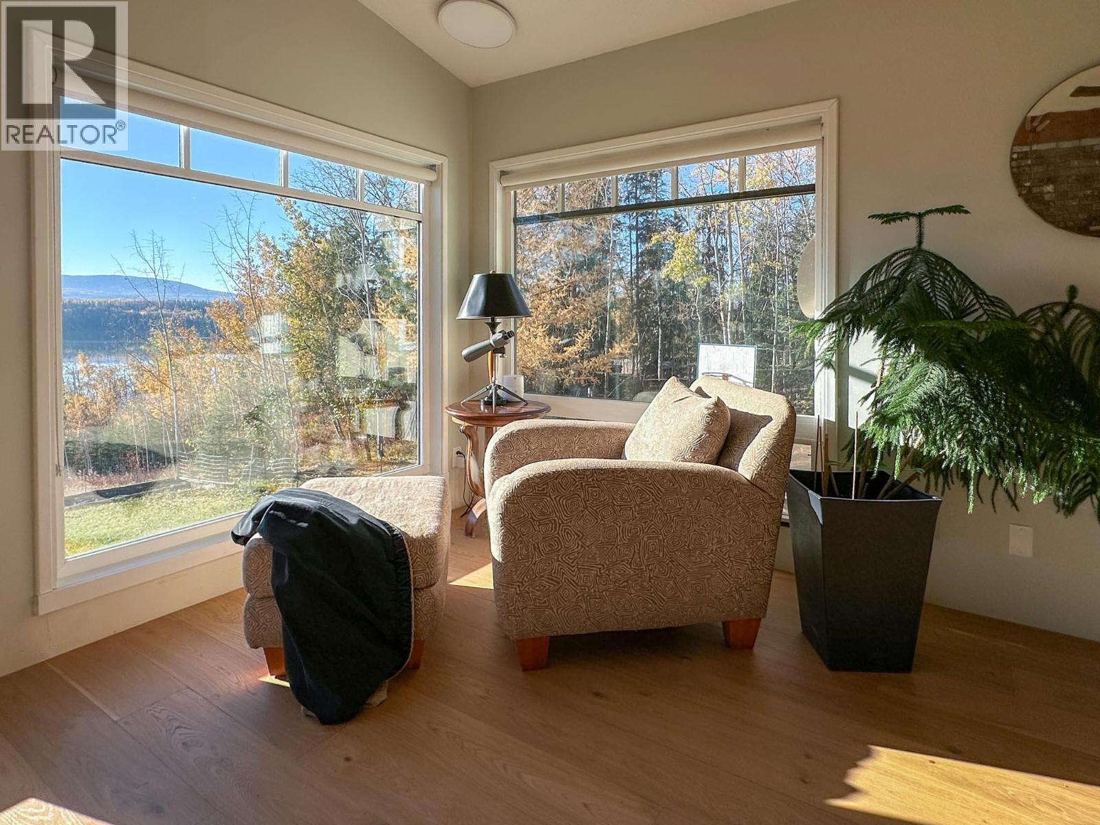 8137 SINKUT LAKE ROAD - 24