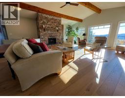 8137 Sinkut Lake Road, Vanderhoof, BC V0J3A1 Photo 21