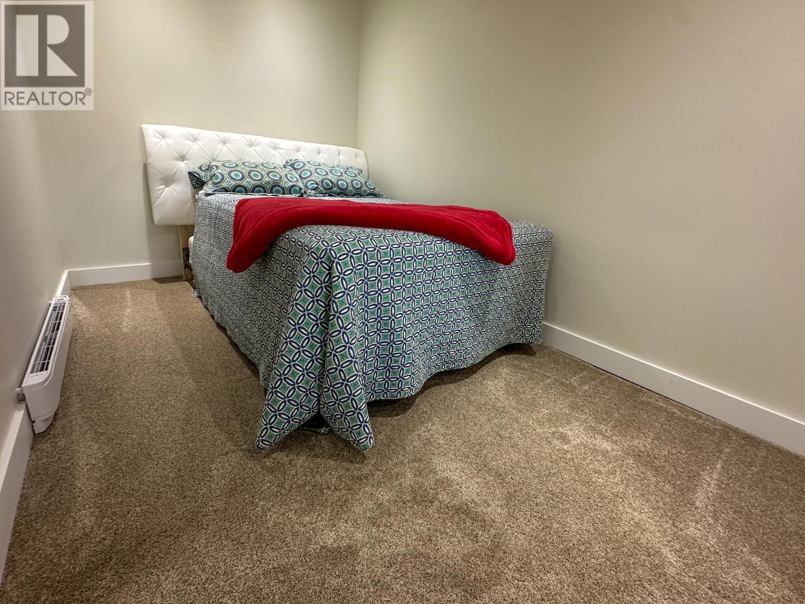 8137 SINKUT LAKE ROAD - 36