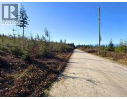 Block C Lockyer Road, Roberts Creek, BC V0N2W1 Photo 17