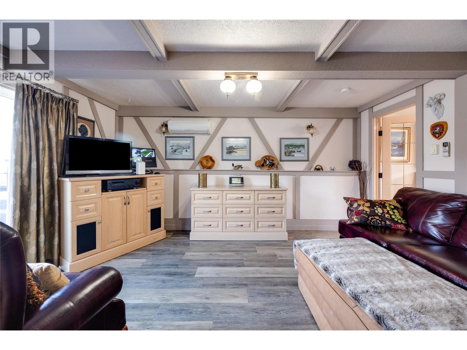 1350 Green Bay Road, West Kelowna