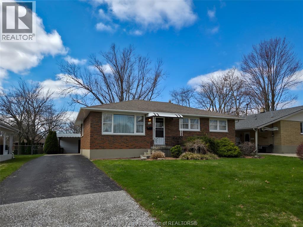 64 COVERDALE STREET North