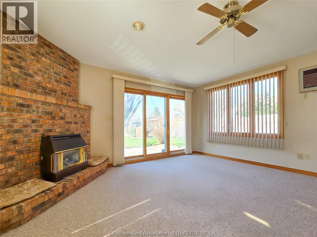 64 COVERDALE STREET North - 25