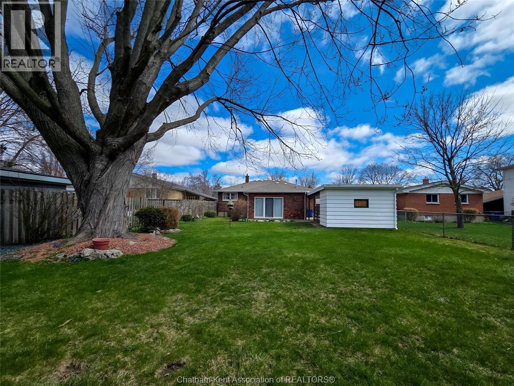 64 COVERDALE STREET North - 6
