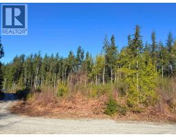 Lot 2 Lockyer Road, Roberts Creek, BC V0N2W1 Photo 8