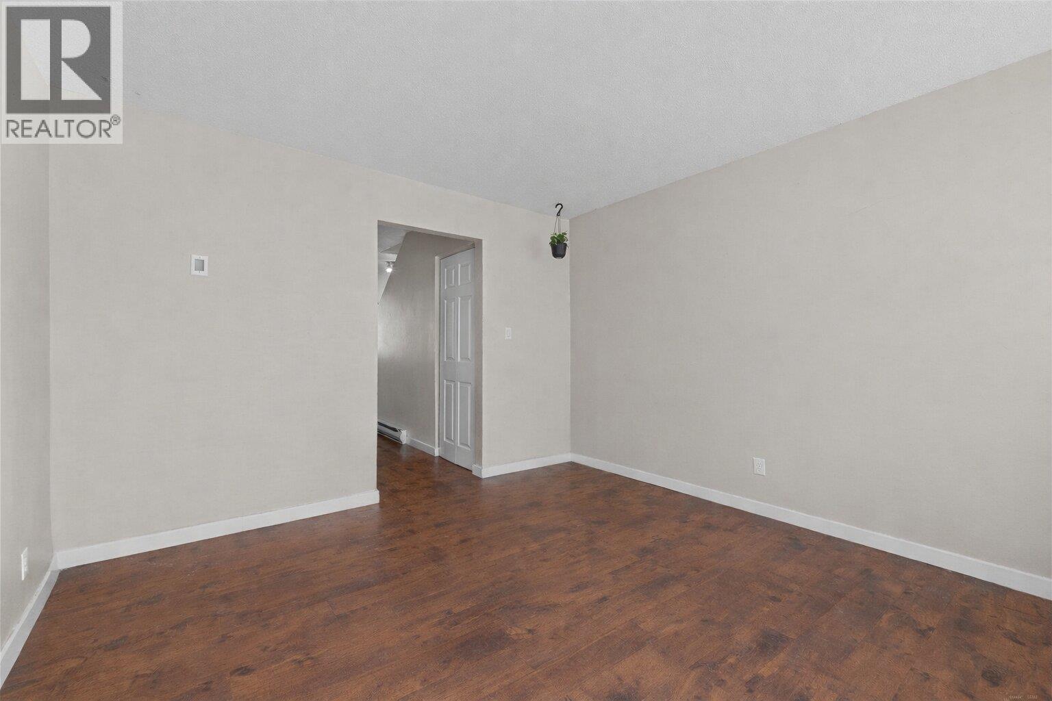 700 Collingwood Drive Unit# 4, Kamloops