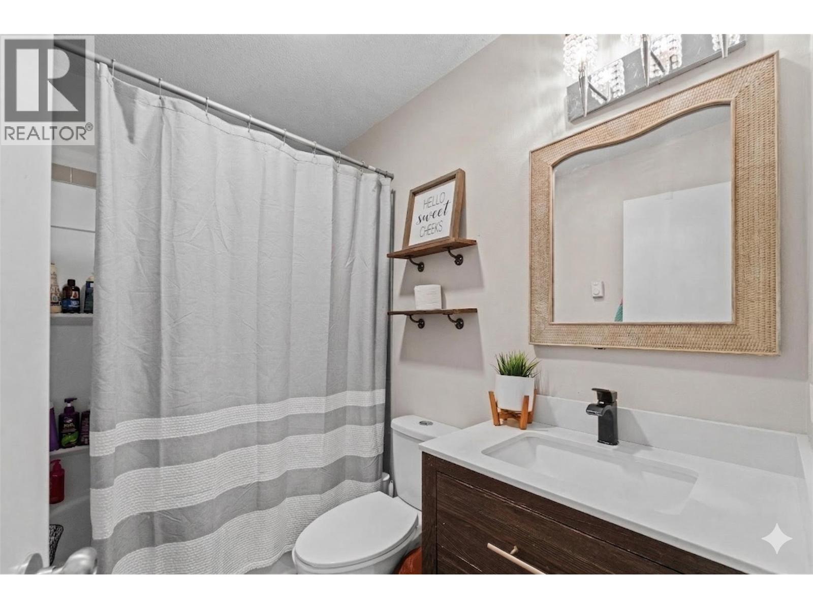 700 Collingwood Drive Unit# 4, Kamloops