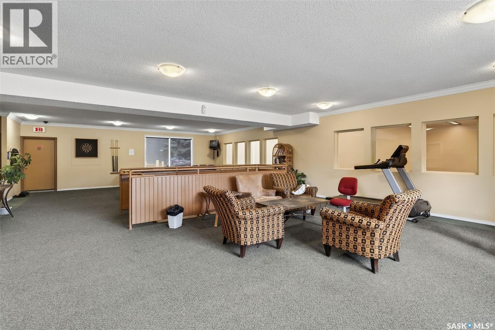 #105H 1121 MCKERCHER DRIVE - 35