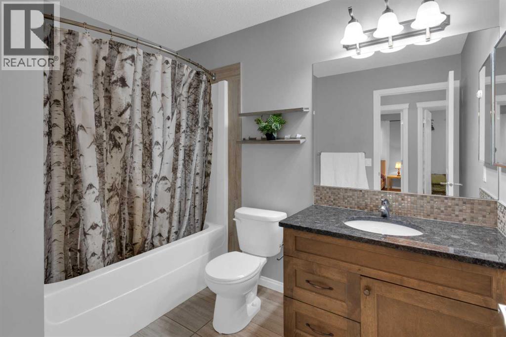 236 Paint Horse Drive, Cochrane