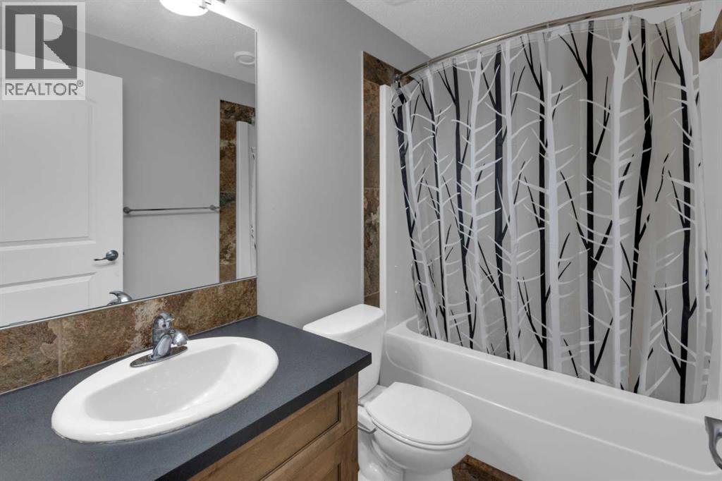 236 Paint Horse Drive, Cochrane