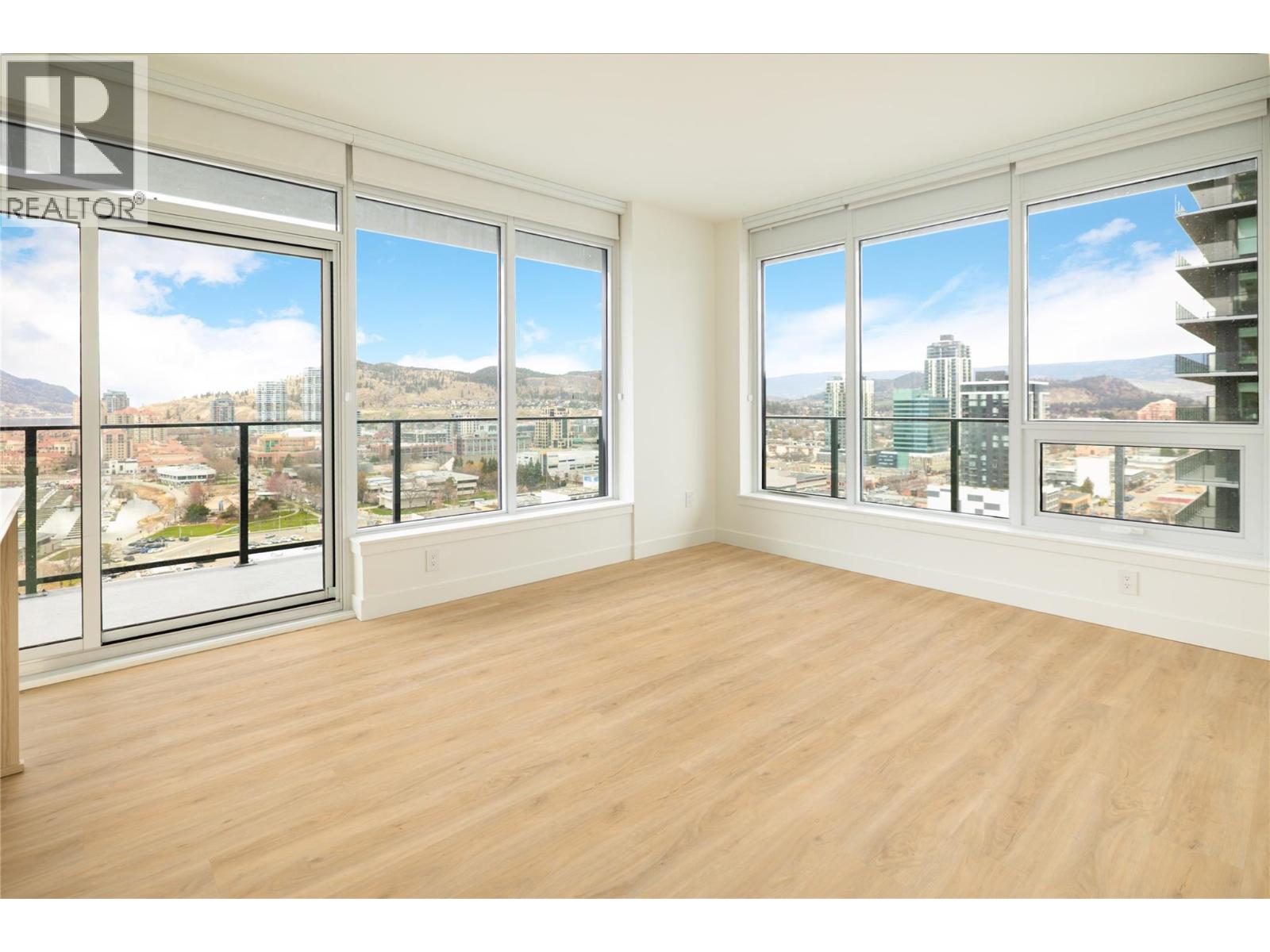 1602 238 Leon Avenue, Kelowna